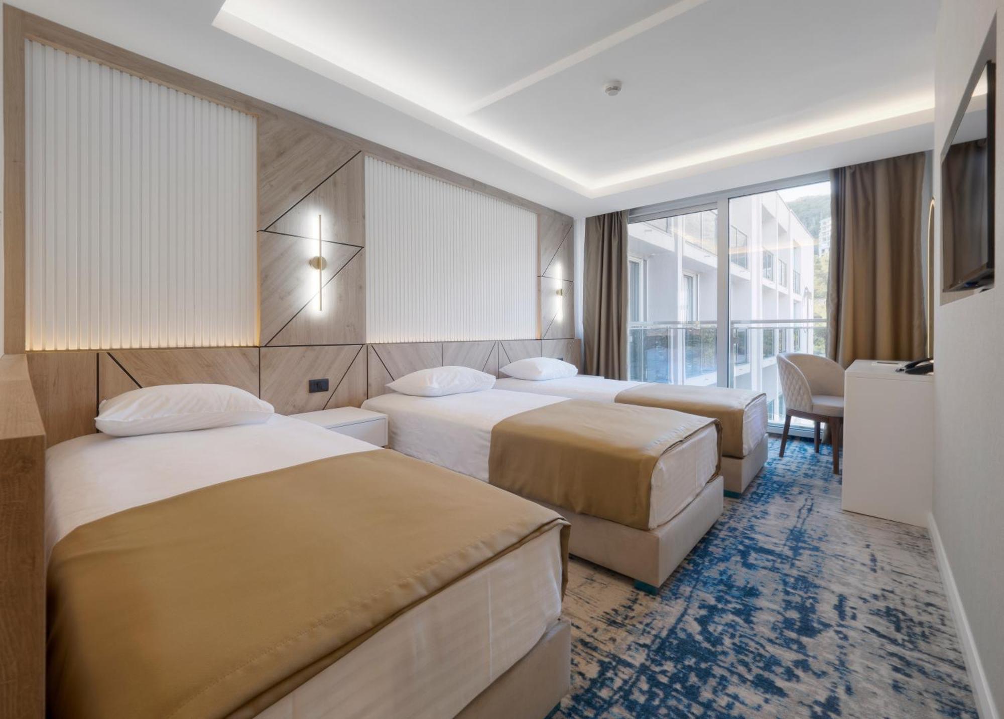 Hotel Tara Becici 4*