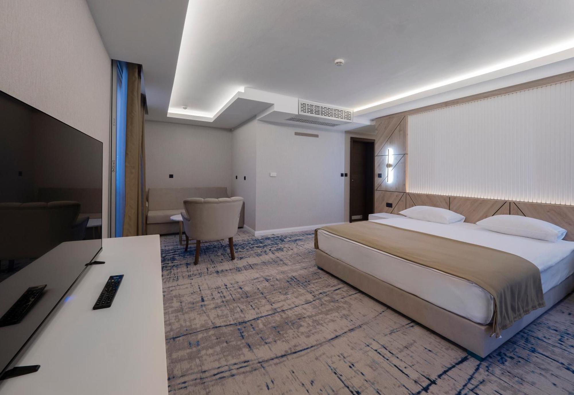 Tara Becici Hotel 4*